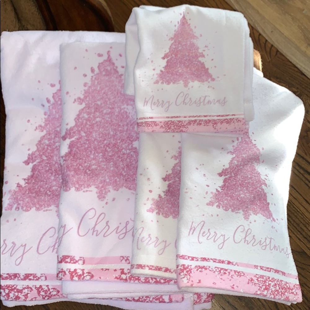 Merry Christmas towels